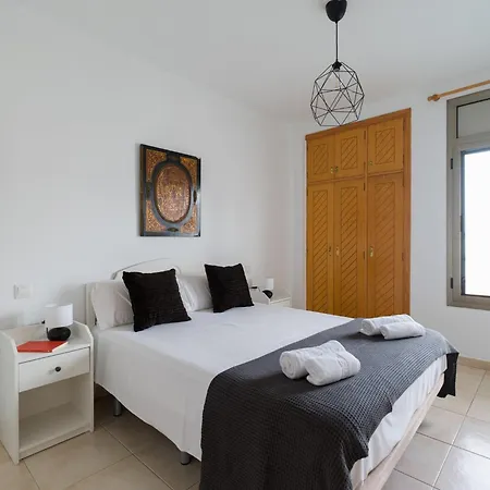 House In Palmas Near Playa De Canteras Feriehus *
