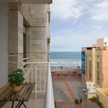 House In Palmas Near Playa De Canteras